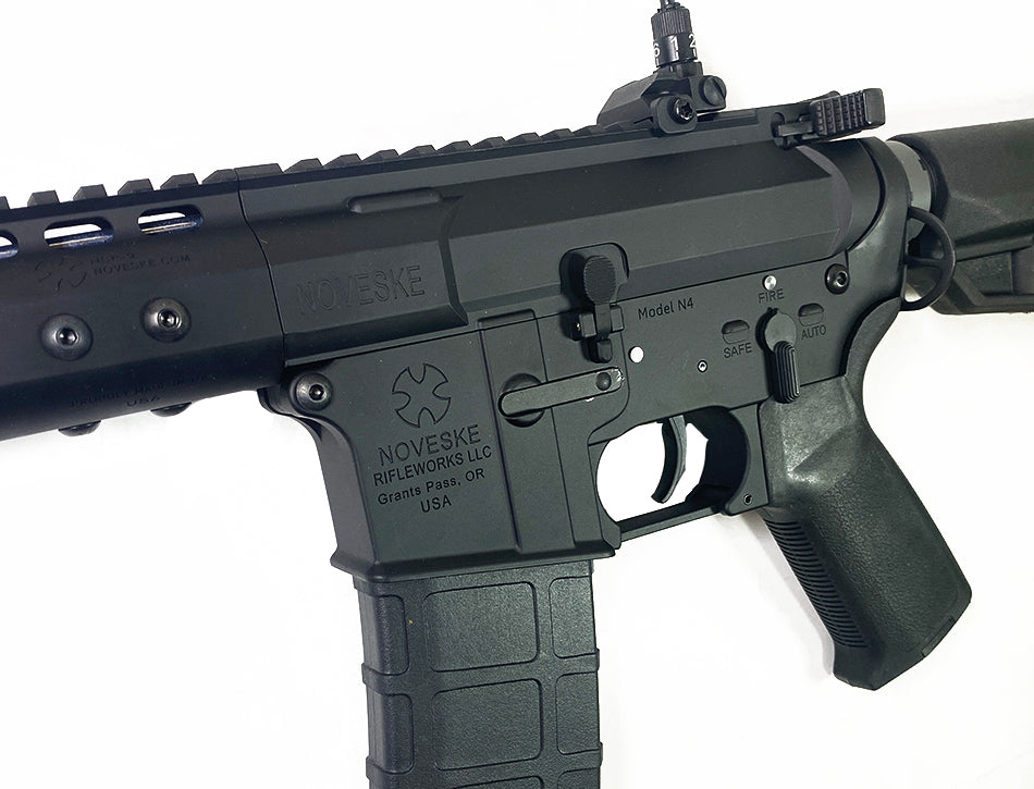 E&C DEVGRU 300 Blackout Noveske Style M4 AEG (Perfect edition)